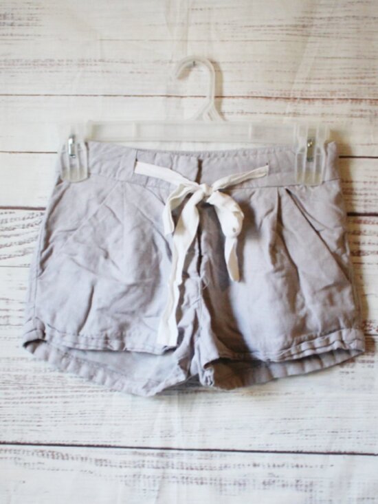 Aritzia Wilfred Gray Linen Drawstring Pleated High Waisted Casual Shorts Size 00 - Picture 2 of 5